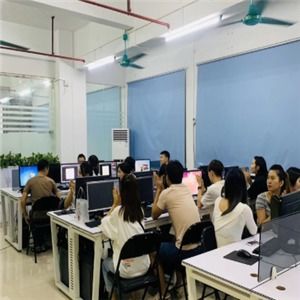 選擇惠炫電腦培訓(xùn)中心加盟 開啟計(jì)算機(jī)培訓(xùn)事業(yè)的黃金機(jī)遇